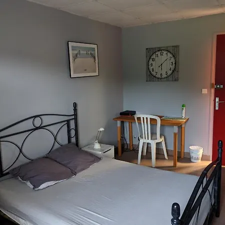 Pensjonat Les Chambres De La Caserne *