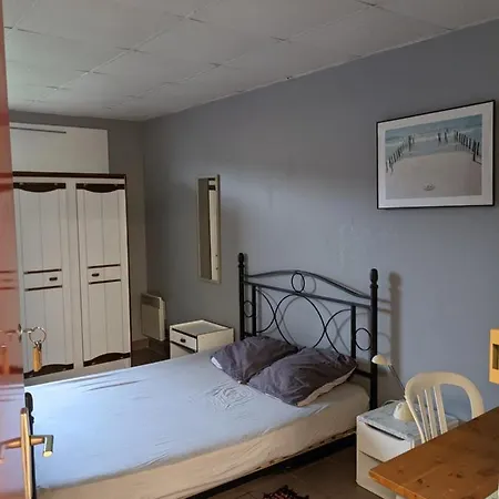 Les Chambres De La Caserne Pensjonat *